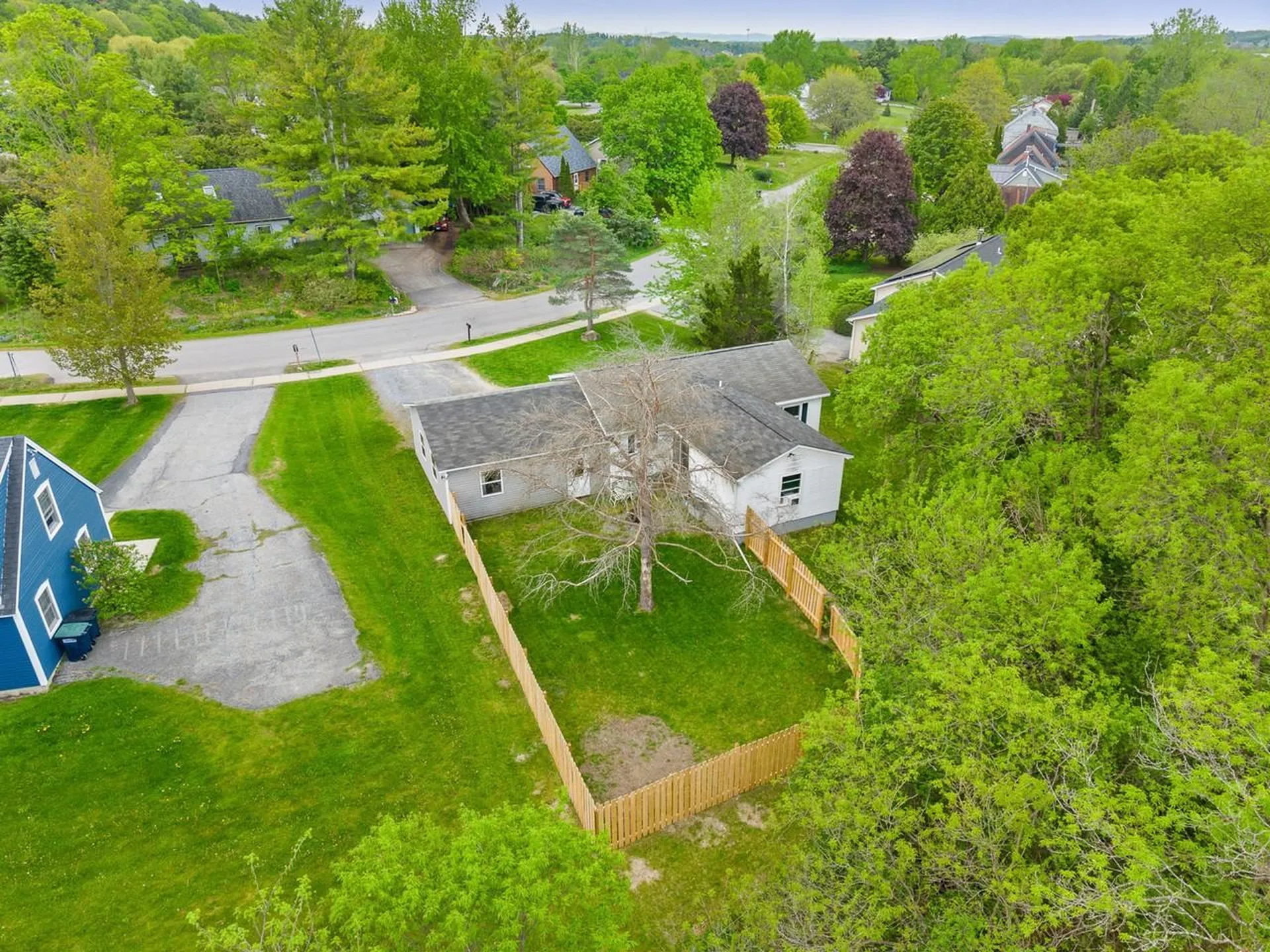 19 Brookside Drive Middlebury VT 05753-1521