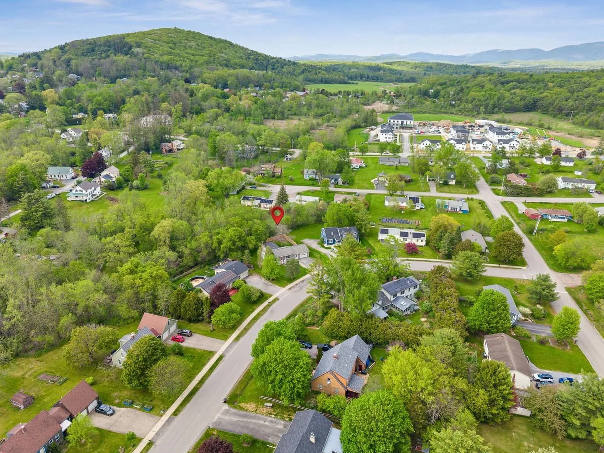 19 Brookside Drive Middlebury VT 05753-1521