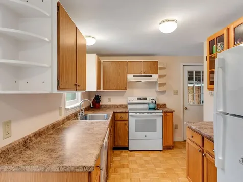 19 Brookside Drive Middlebury VT 05753-1521