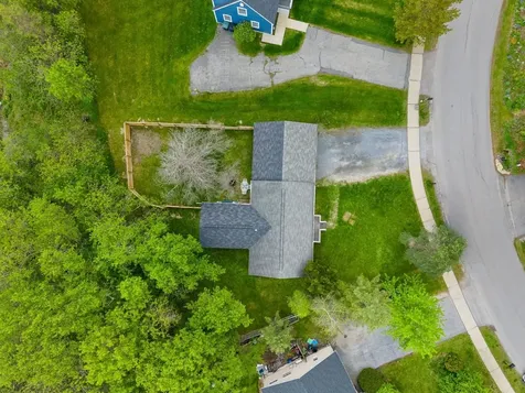 19 Brookside Drive Middlebury VT 05753-1521
