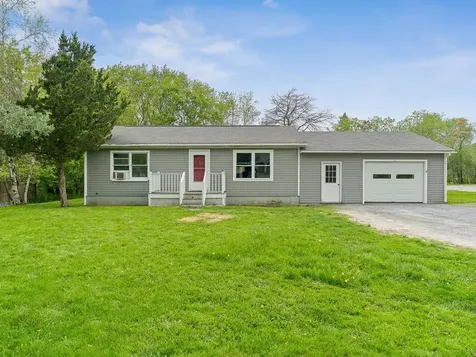 19 Brookside Drive Middlebury VT 05753-1521