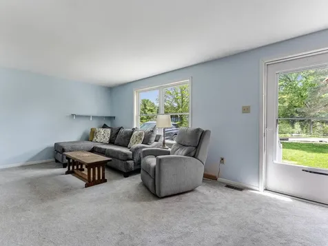 19 Brookside Drive Middlebury VT 05753-1521