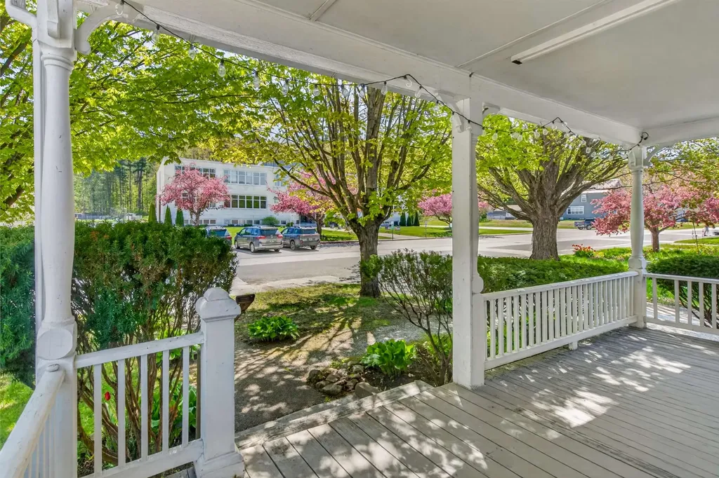 9 Park Street Proctor VT 05765
