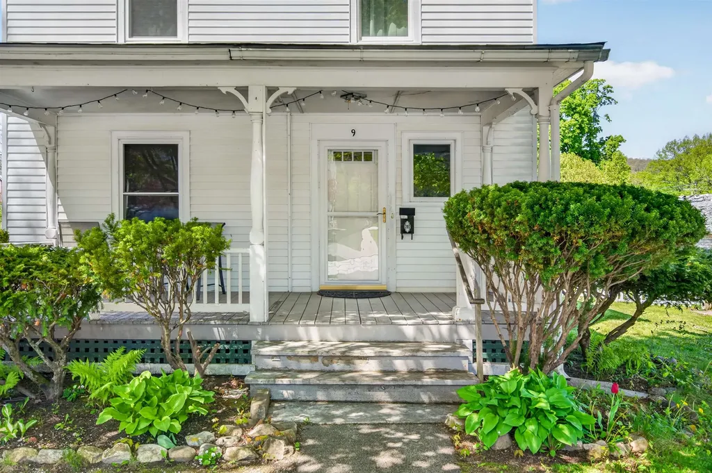 9 Park Street Proctor VT 05765