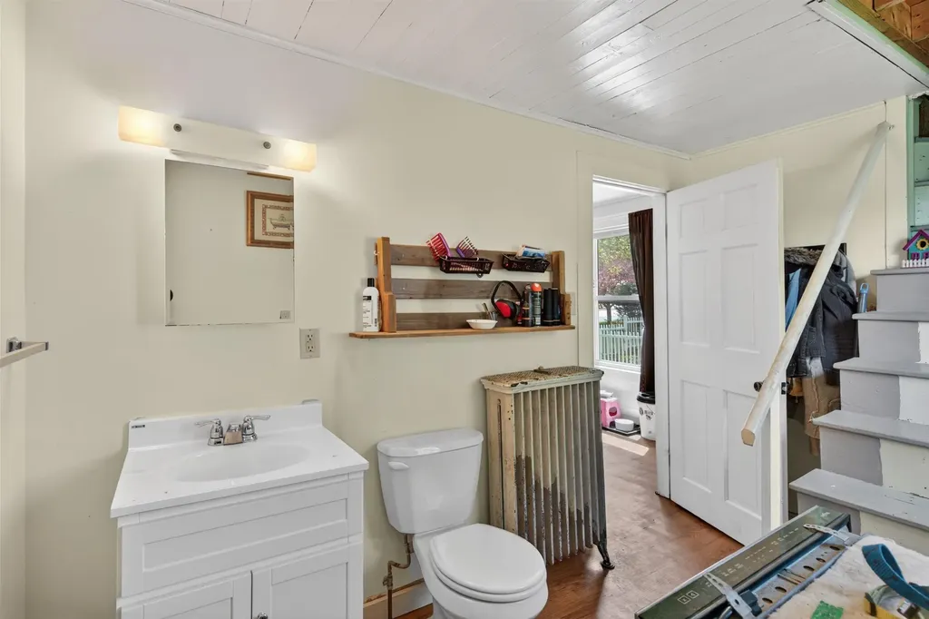 9 Park Street Proctor VT 05765
