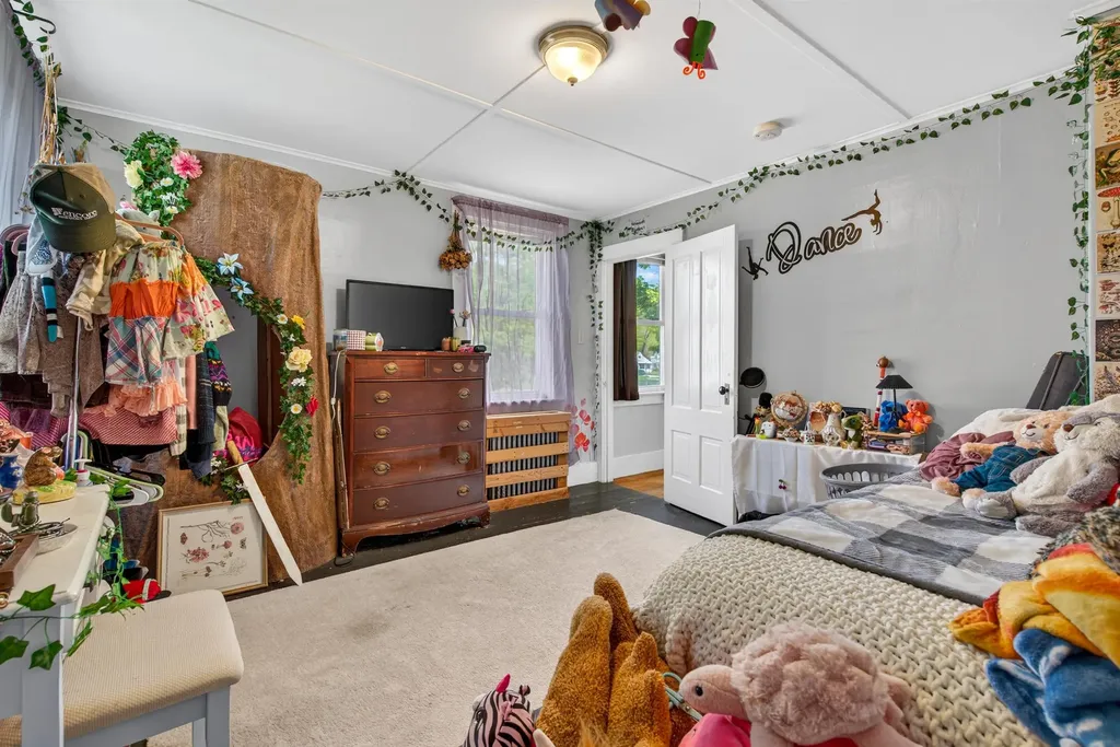 9 Park Street Proctor VT 05765