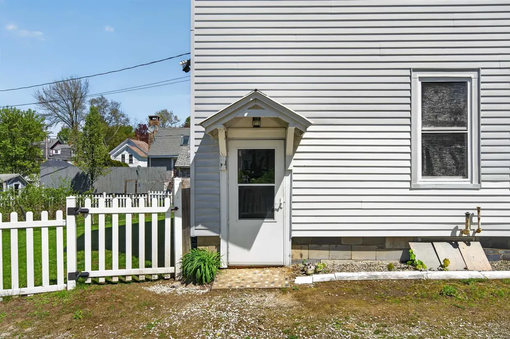 9 Park Street Proctor VT 05765