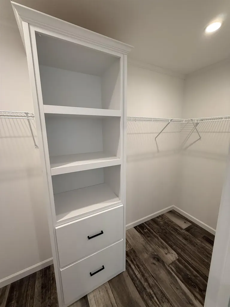 14 Mercury Lane Nashua NH 03062