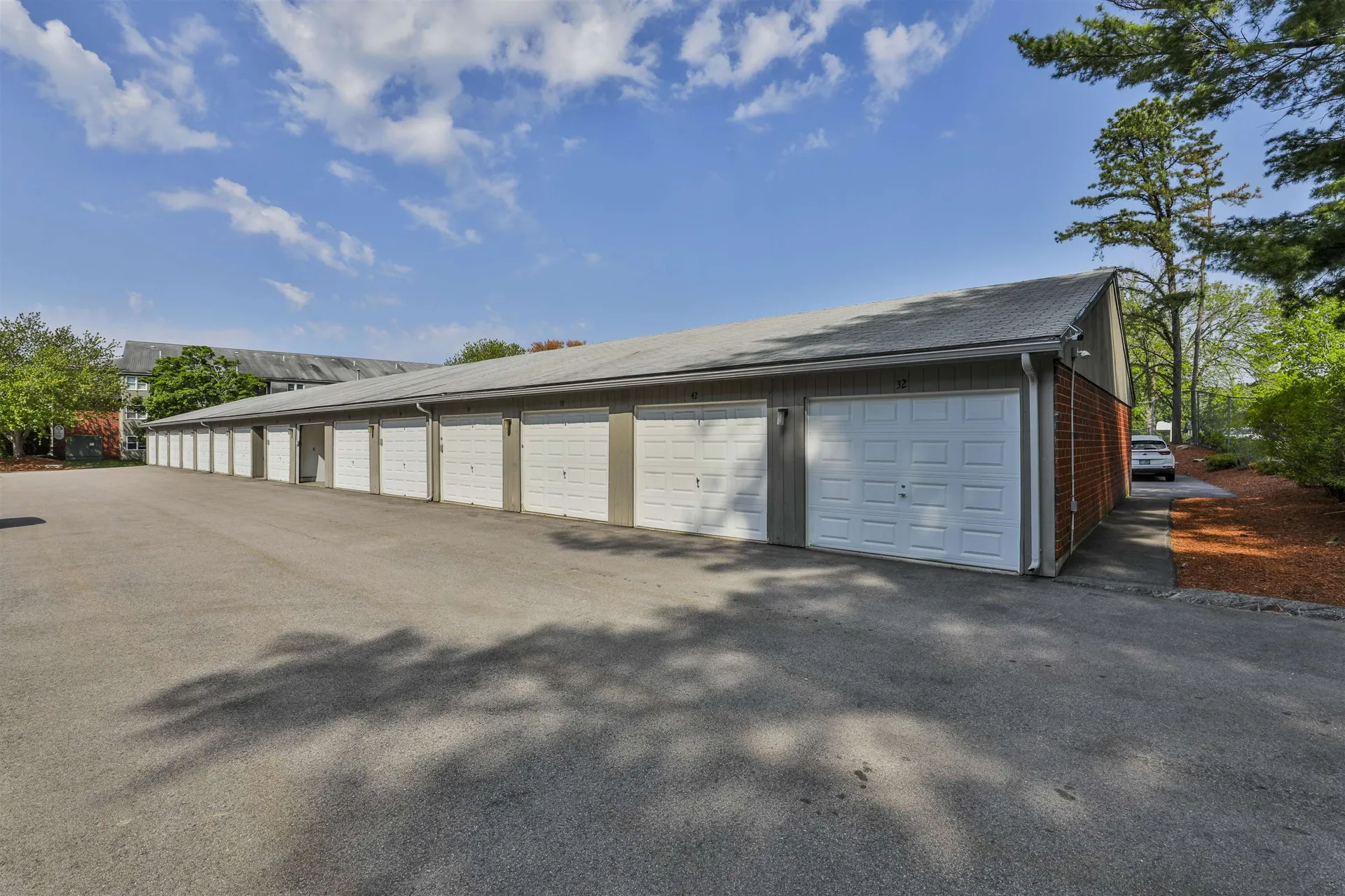 7 Blackstone Drive Nashua NH 03063