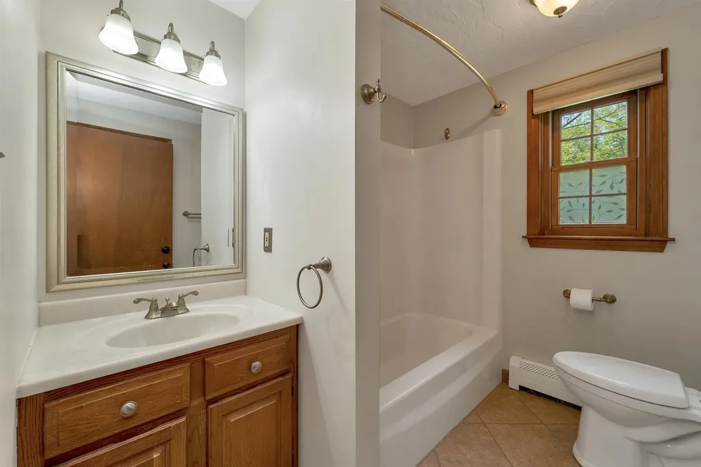 206 Varney Road Barnstead NH 03225