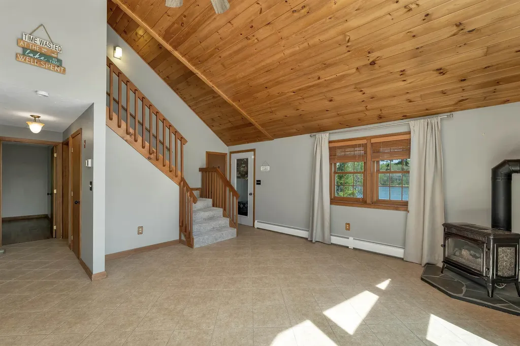 206 Varney Road Barnstead NH 03225