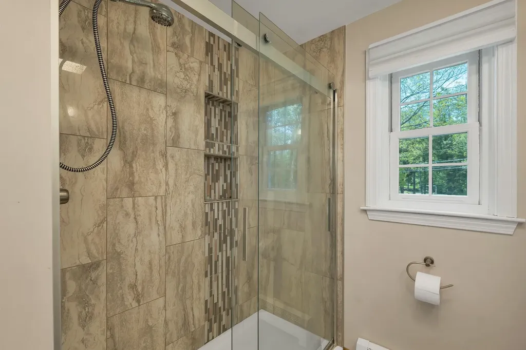 206 Varney Road Barnstead NH 03225