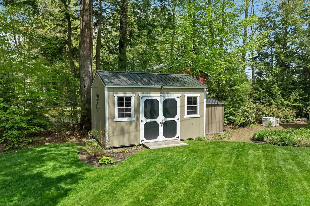 206 Varney Road Barnstead NH 03225