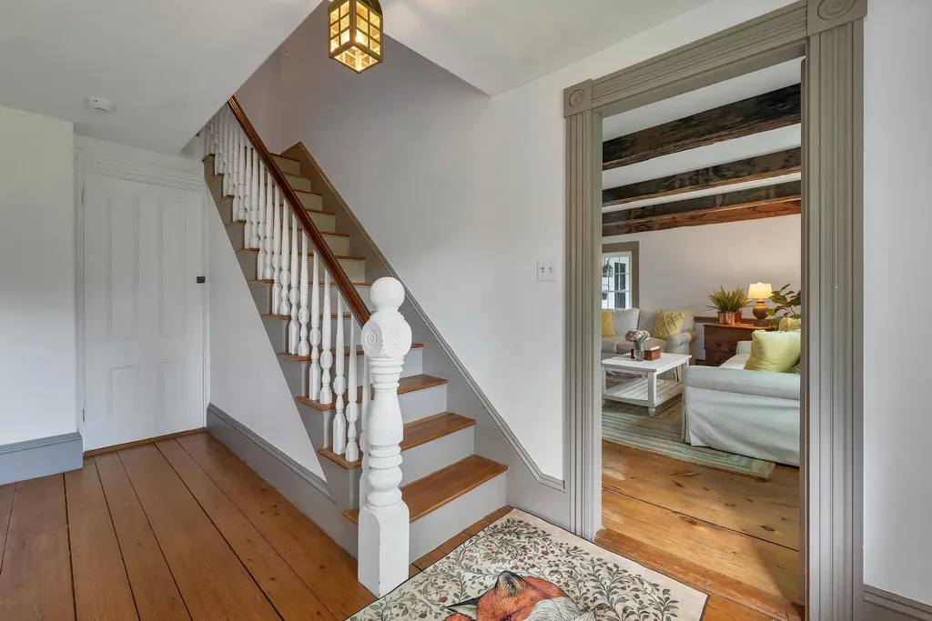 52 Lyford Road Brookfield NH 03872