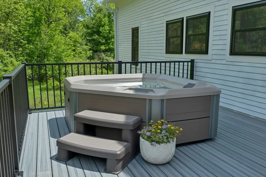 52 Lyford Road Brookfield NH 03872