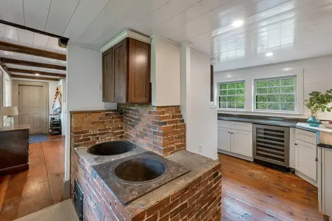 52 Lyford Road Brookfield NH 03872