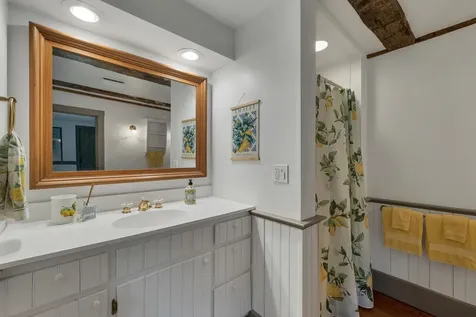 52 Lyford Road Brookfield NH 03872