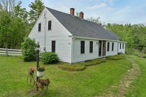 52 Lyford Road Brookfield NH 03872