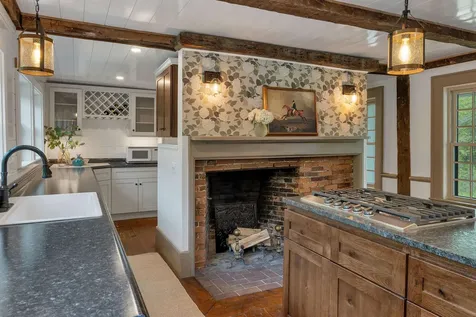 52 Lyford Road Brookfield NH 03872