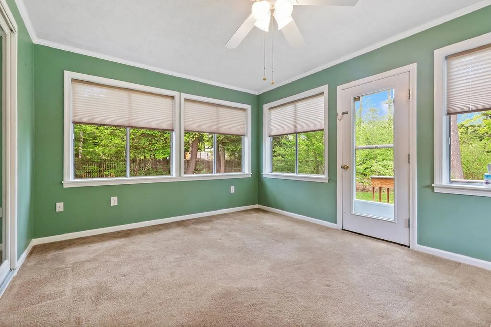 136 Sarah Circle Laconia NH 03246