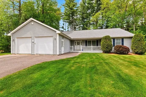 136 Sarah Circle Laconia NH 03246