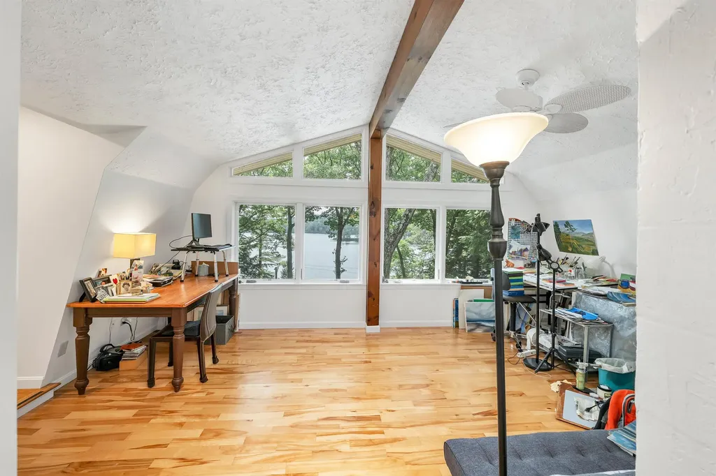 72 Keyser Street Sutton NH 03260