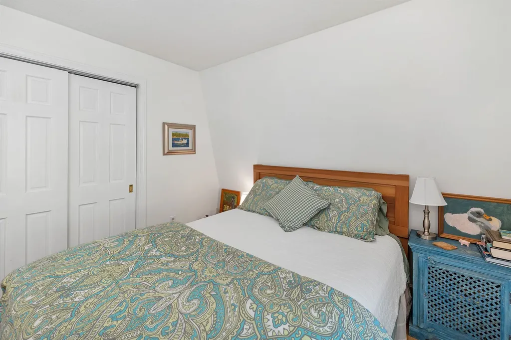 72 Keyser Street Sutton NH 03260