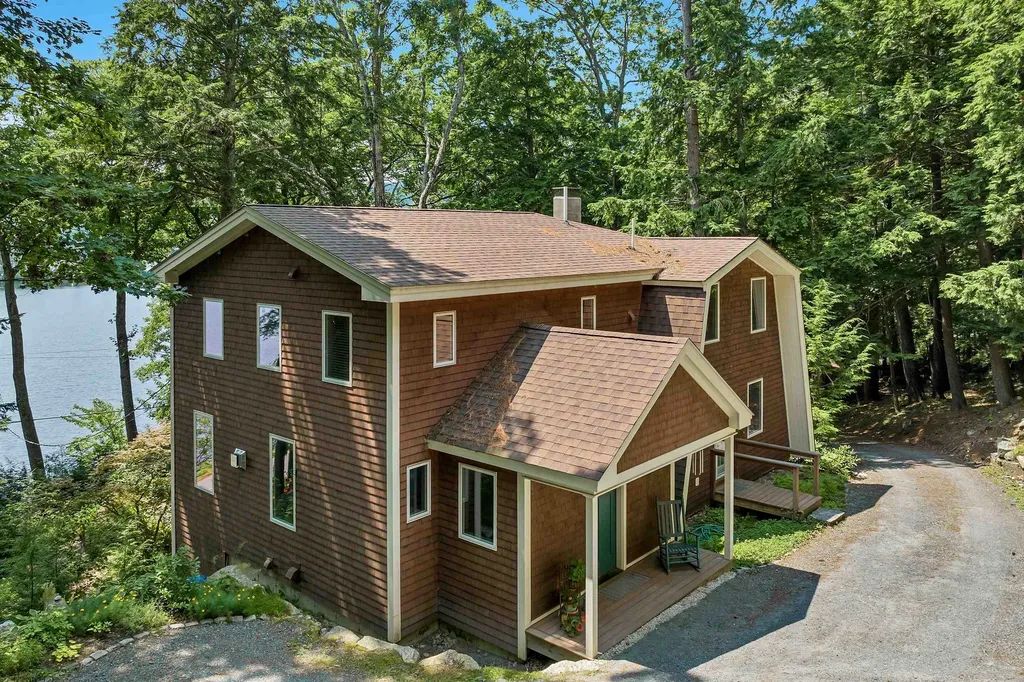 72 Keyser Street Sutton NH 03260