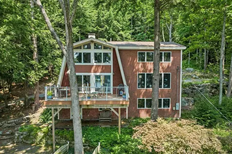 72 Keyser Street Sutton NH 03260