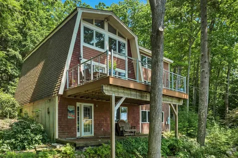 72 Keyser Street Sutton NH 03260