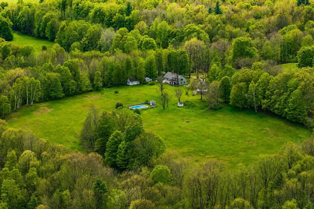 962 Raymond Road Danby VT 05739