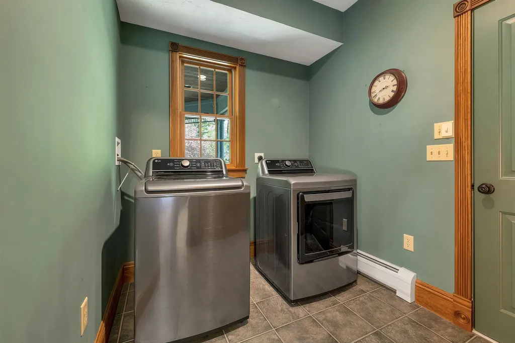 46 Washington Avenue Bartlett NH 03812