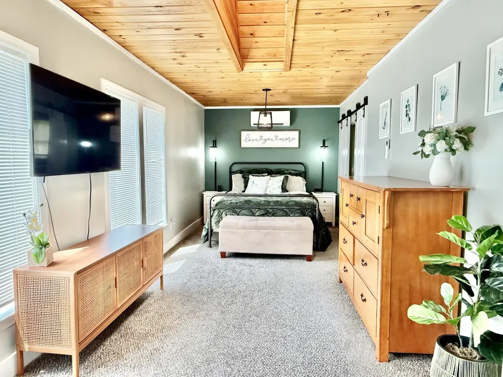 493 North Shore Road Chesterfield NH 03462