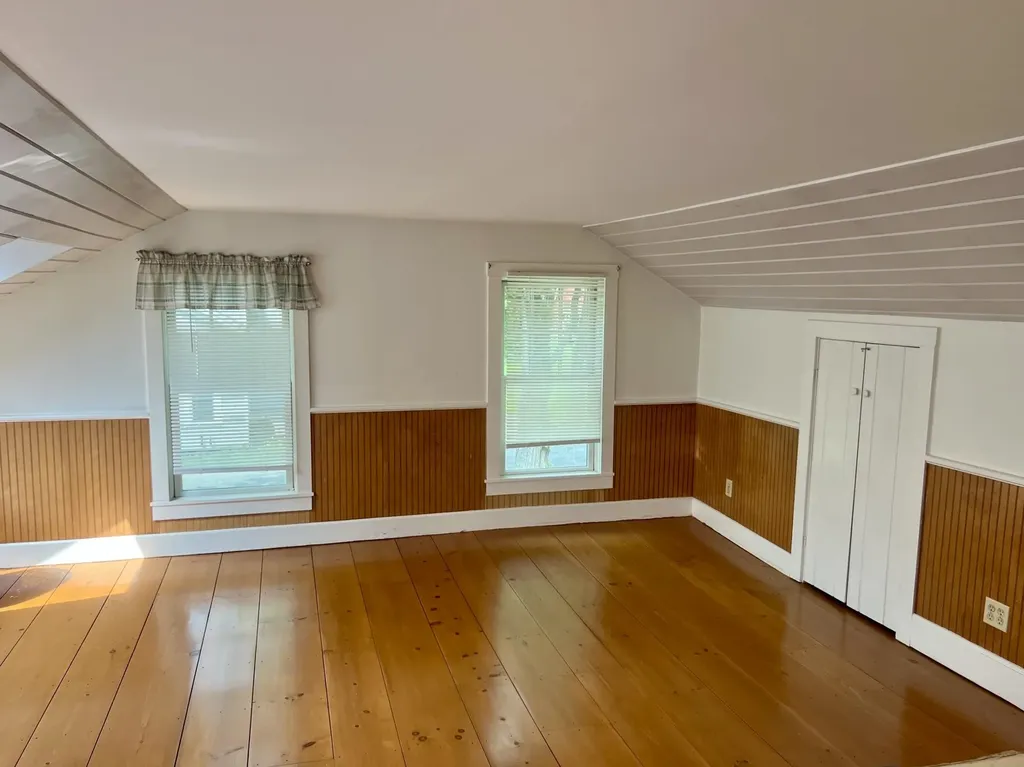 59 East Street Middletown Springs VT 05757