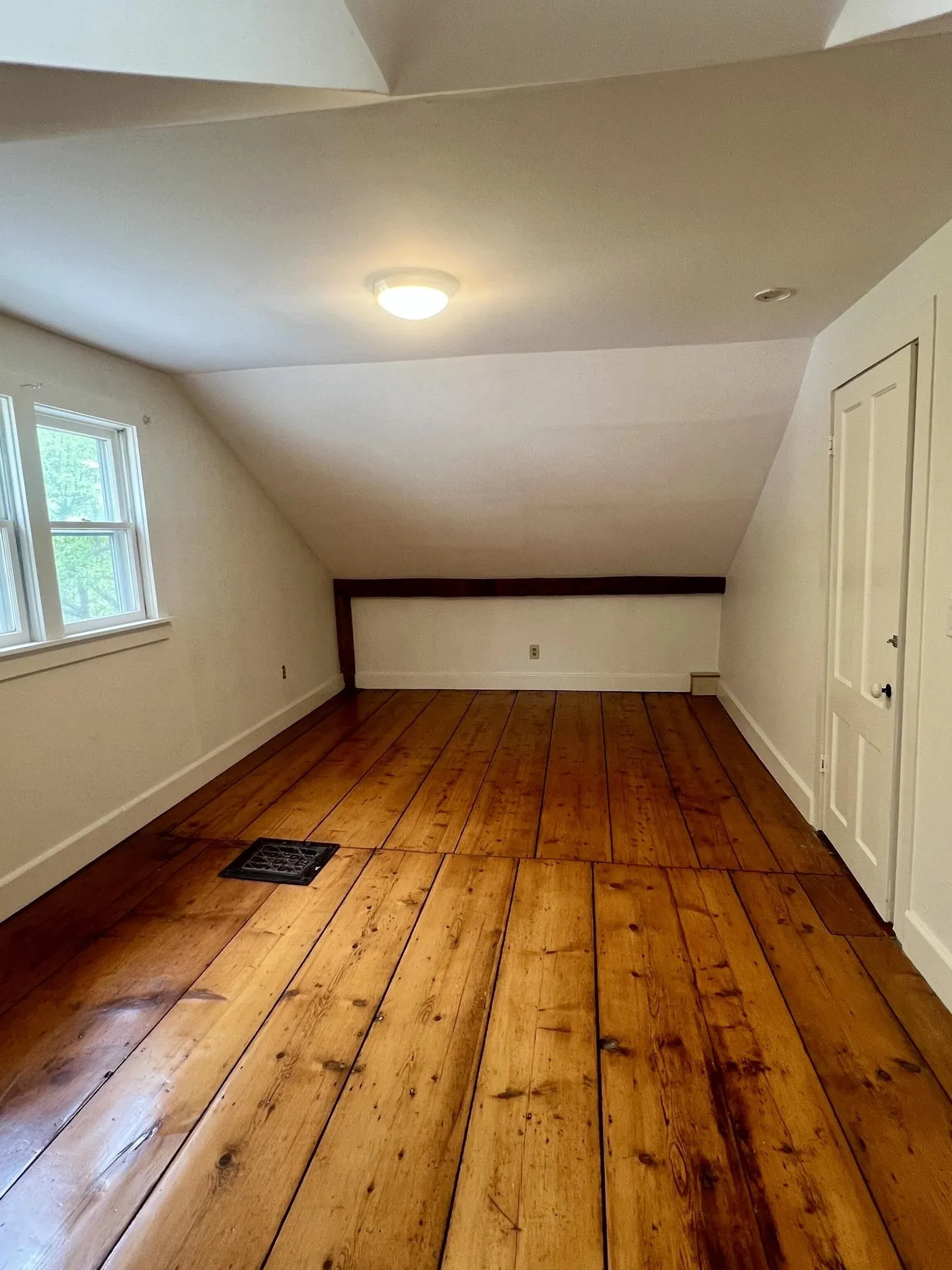 59 East Street Middletown Springs VT 05757