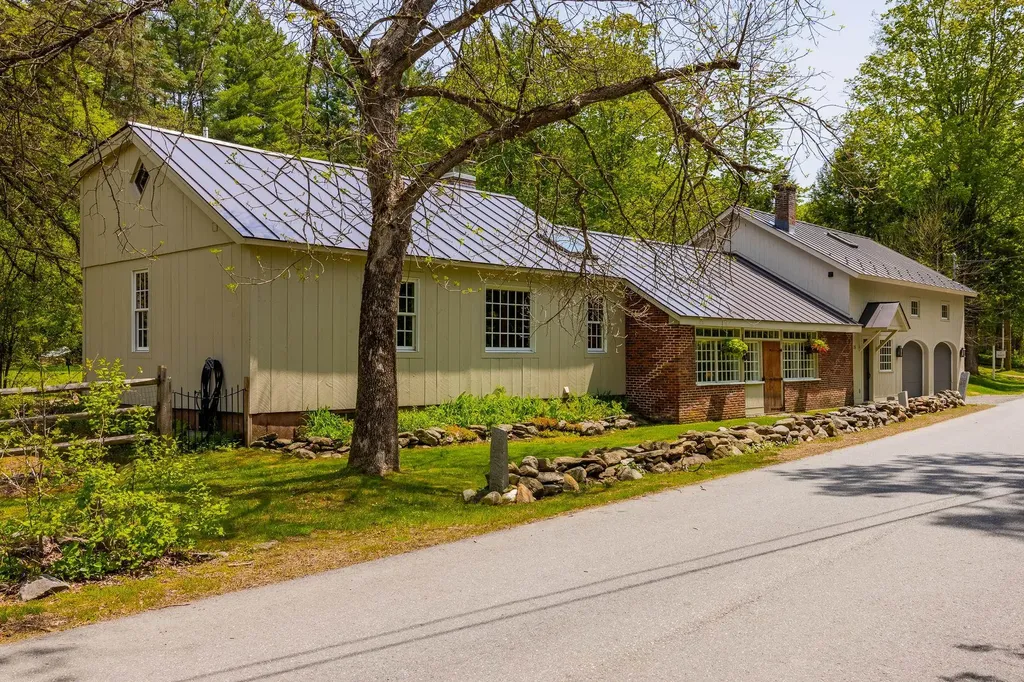 15 Market Street Lyme NH 03768