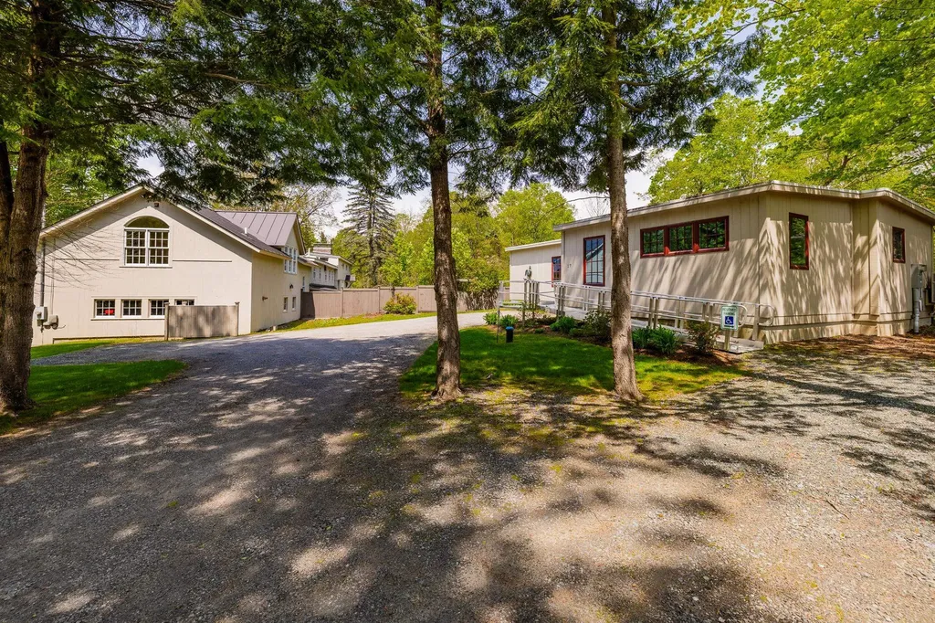 15 Market Street Lyme NH 03768