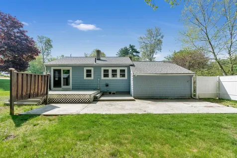 14 Phinney Lane Exeter NH 03833