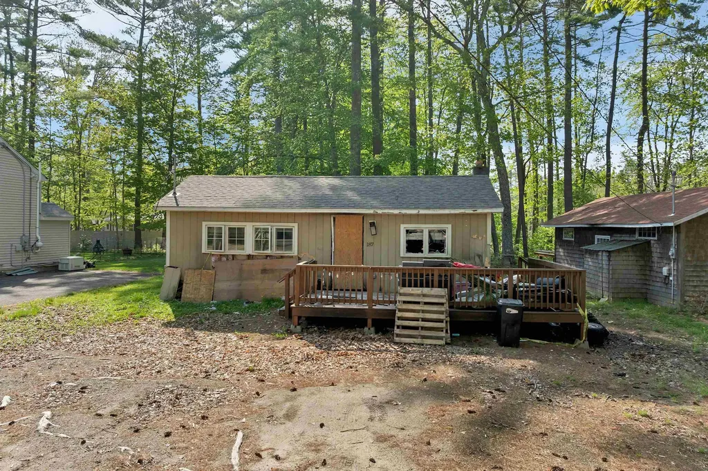 187 St. James Avenue Milton NH 03851