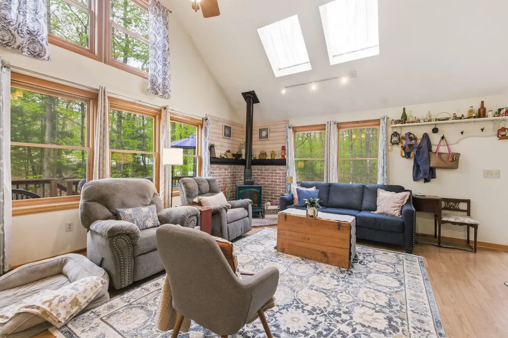 115 Wintersport Street Moultonborough NH 03254