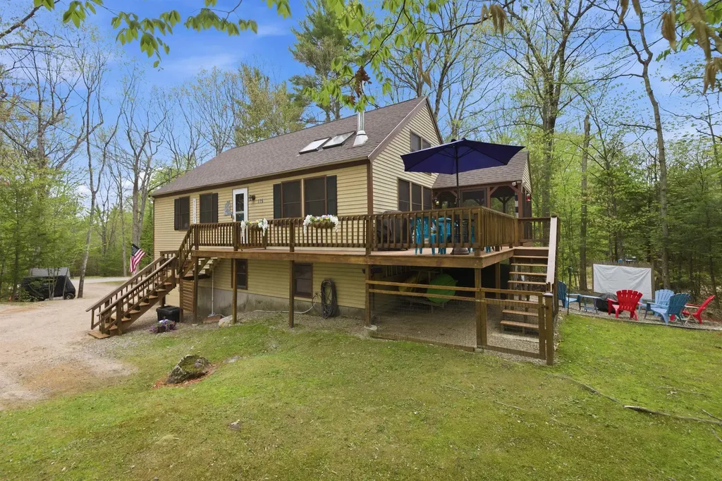 115 Wintersport Street Moultonborough NH 03254