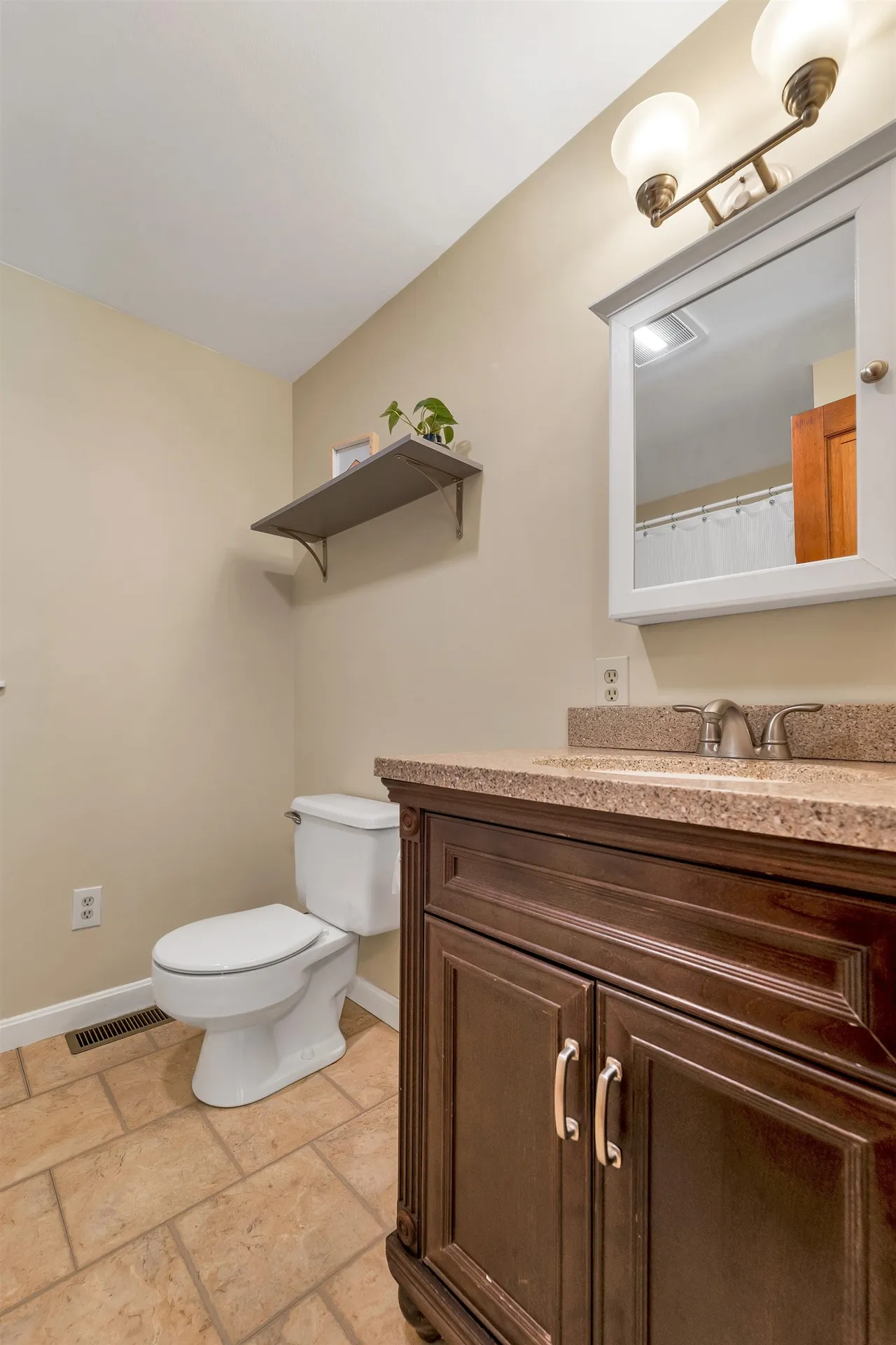 218 Brookside Drive Hartford VT 05001