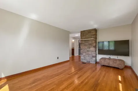218 Brookside Drive Hartford VT 05001
