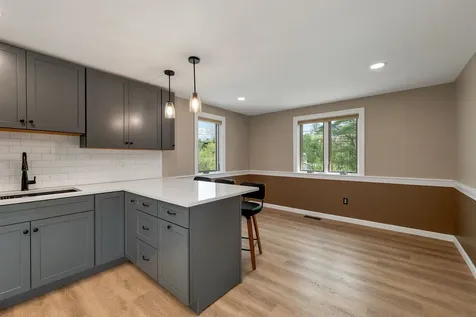 218 Brookside Drive Hartford VT 05001