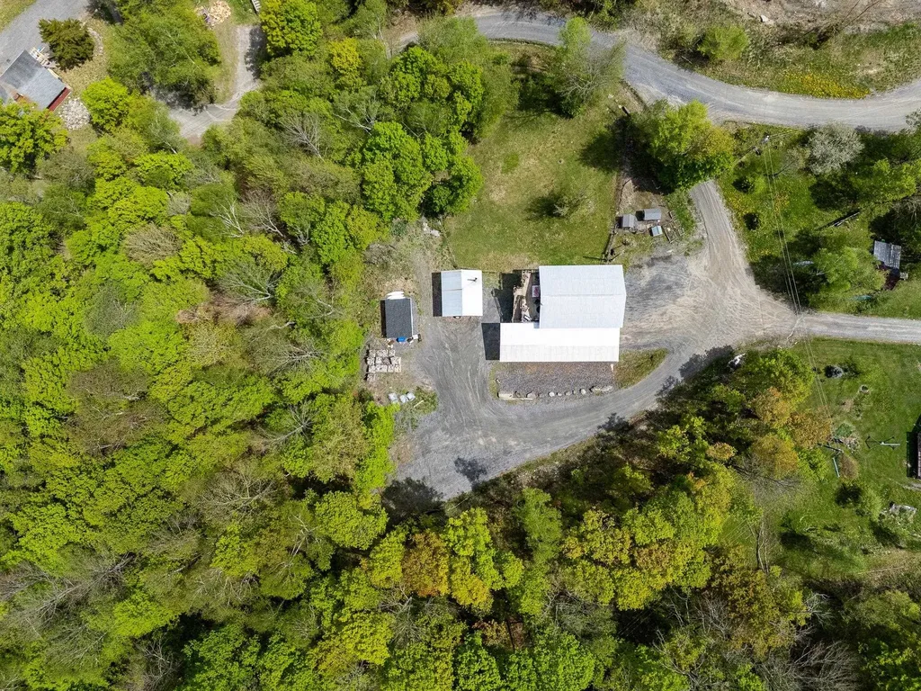 251 Doe Road Warren VT 05674