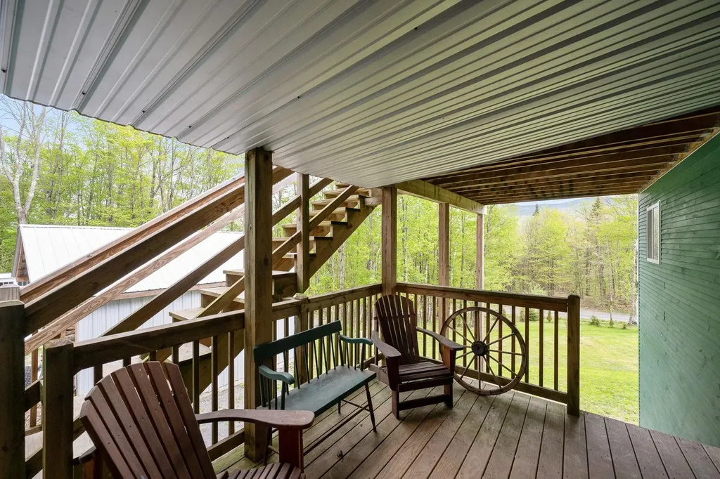 251 Doe Road Warren VT 05674