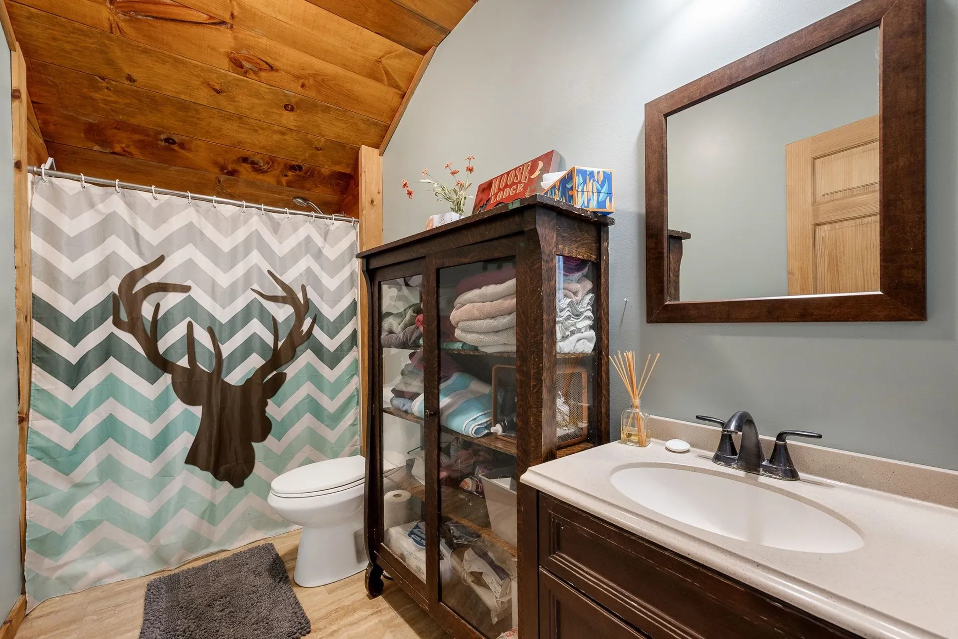 251 Doe Road Warren VT 05674