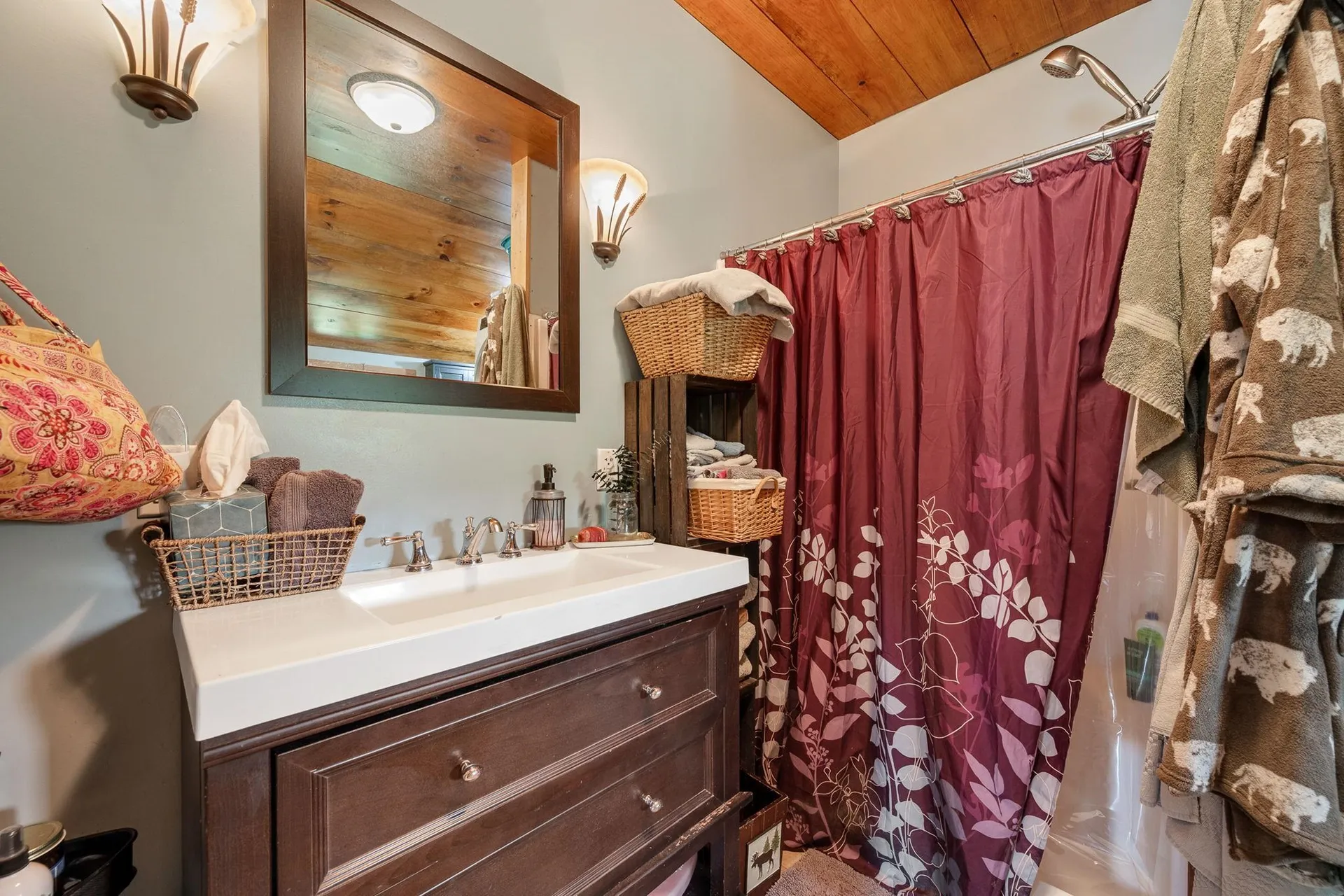 251 Doe Road Warren VT 05674