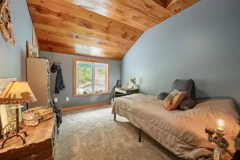 251 Doe Road Warren VT 05674