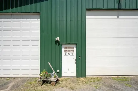 251 Doe Road Warren VT 05674